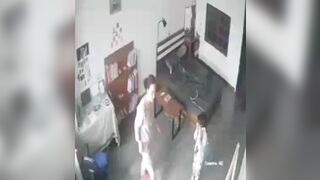 tổng hợp clip gái xinh việt nam đi đái bị quay lén p2